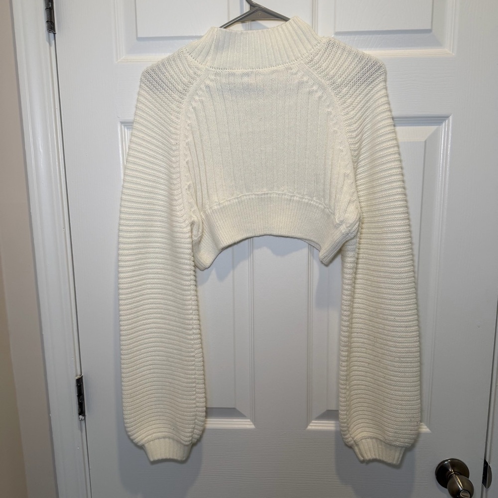 Cropped Mock Neck Women's Sweater - White - Picture 7 of 7